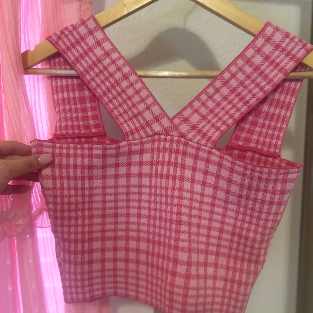 Pink Cropped Top - Picture 2 of 3